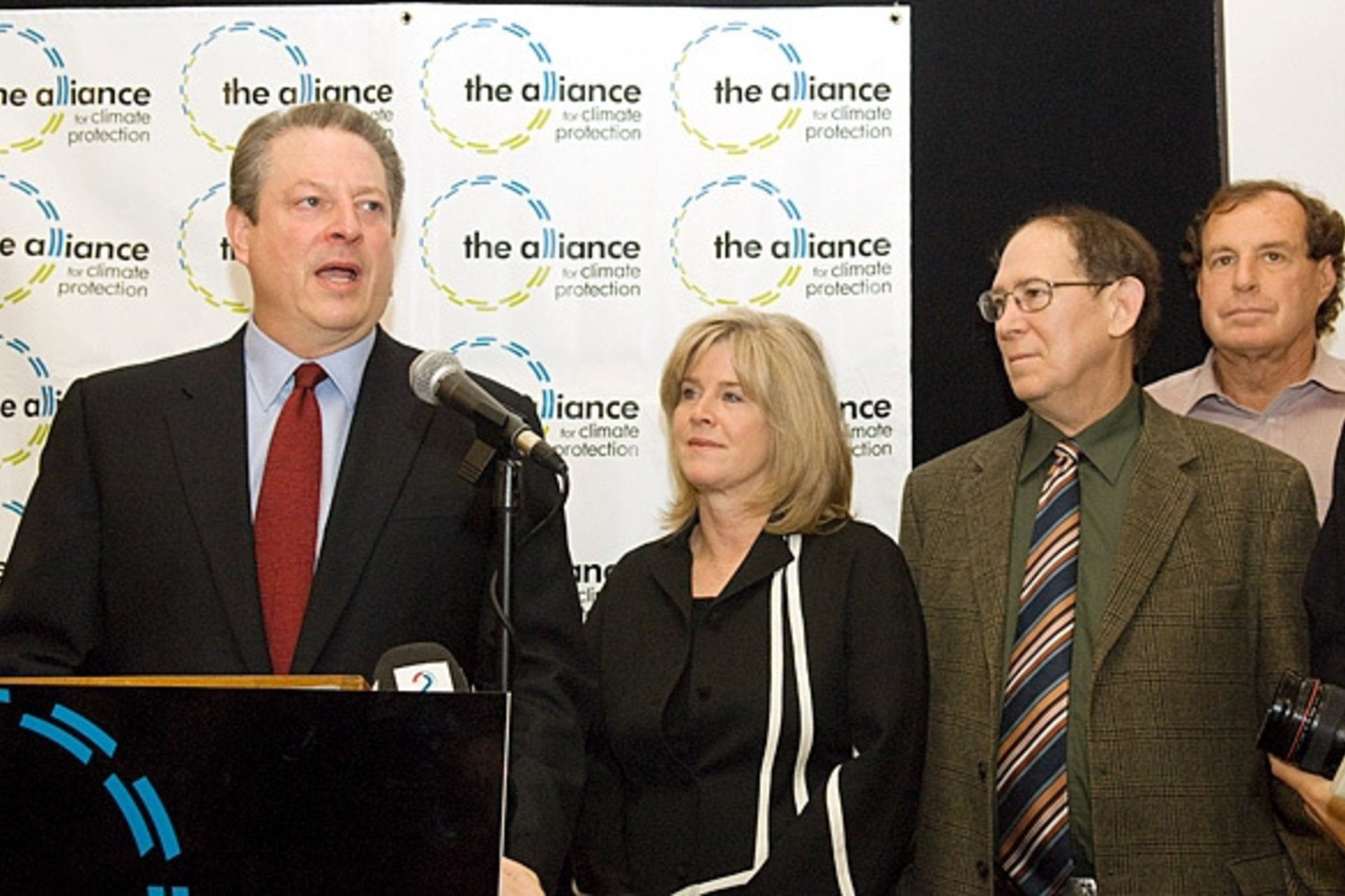 Al Gore and professors